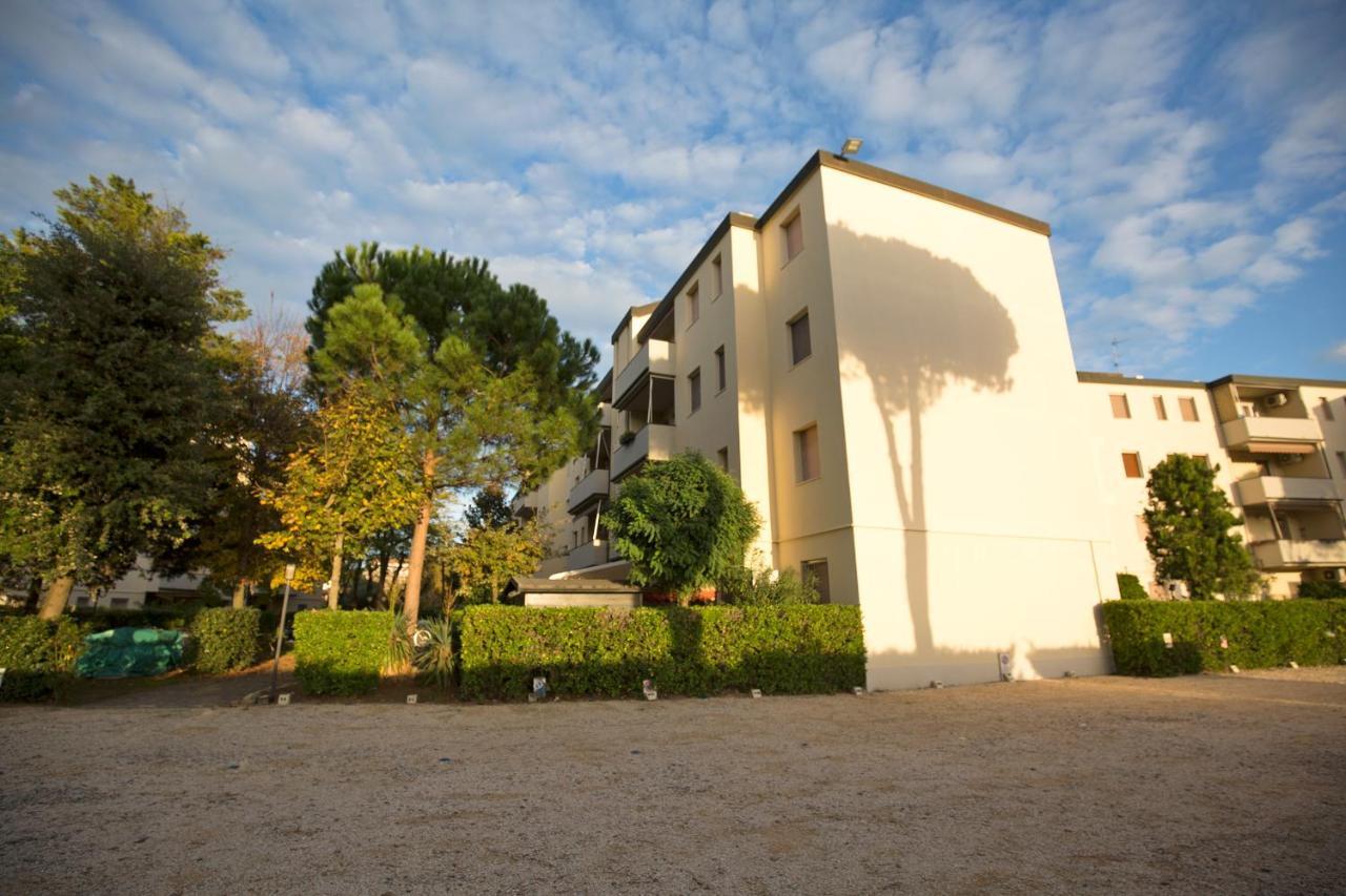 Residence 3 D Lido di Spina Zewnętrze zdjęcie