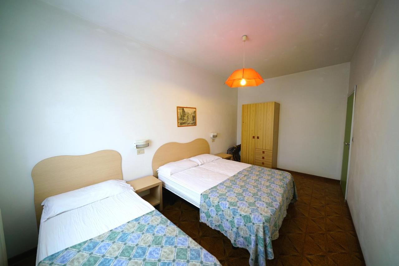 Residence 3 D Lido di Spina Zewnętrze zdjęcie