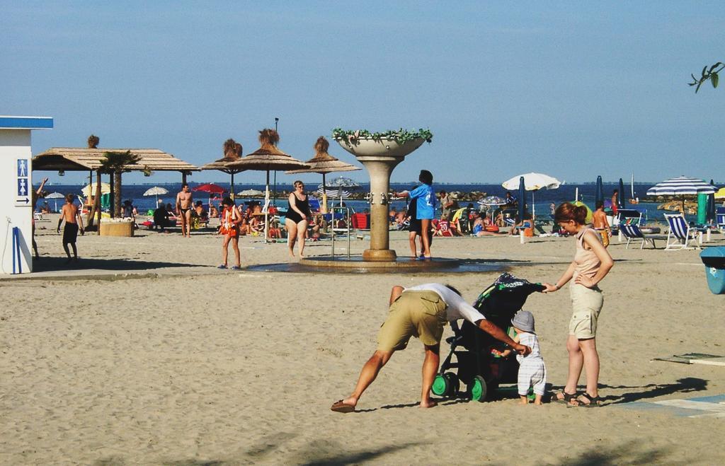 Residence 3 D Lido di Spina Zewnętrze zdjęcie