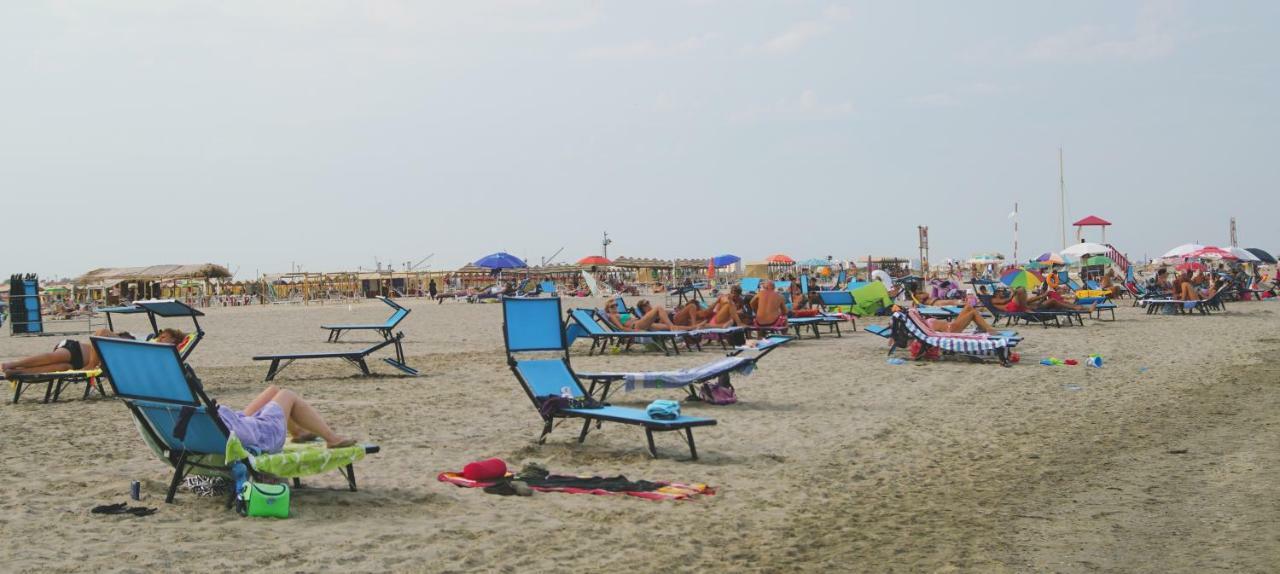 Residence 3 D Lido di Spina Zewnętrze zdjęcie